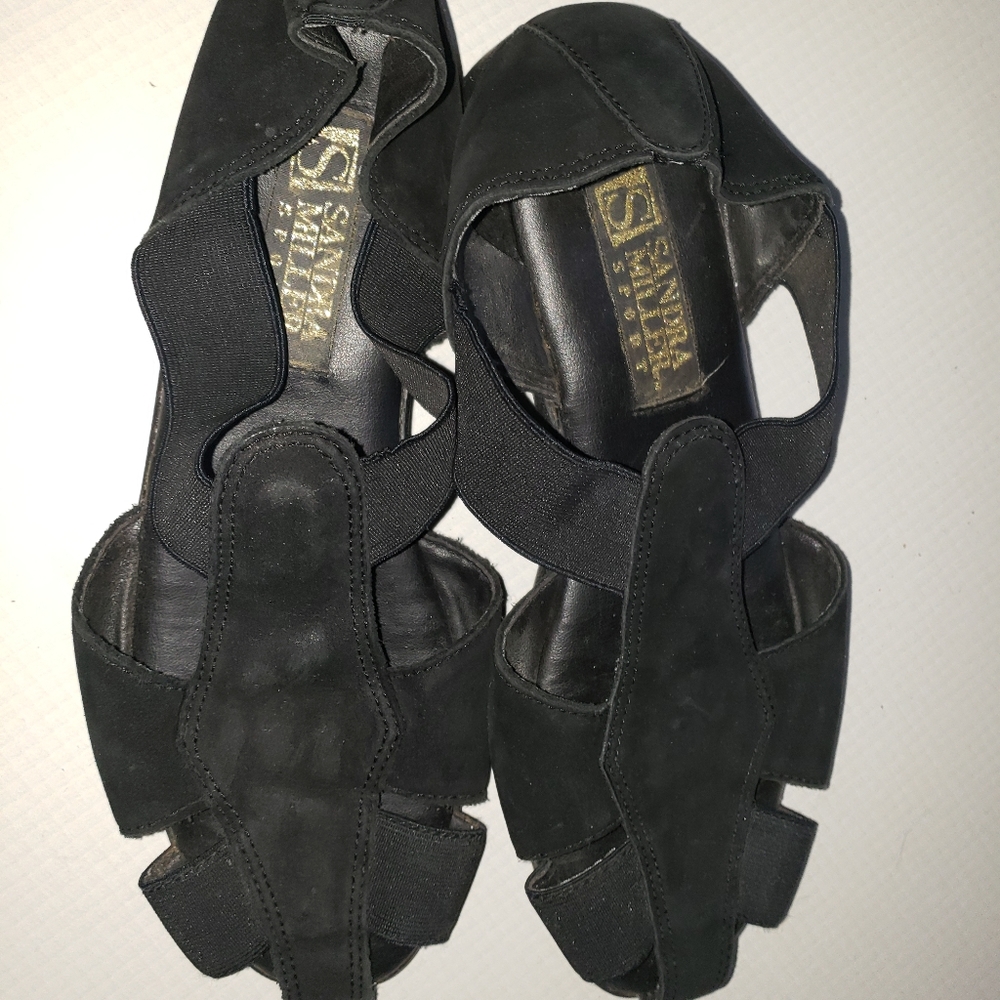 Ladies Durable Flat Black Sandals